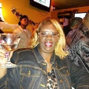 Meet your Posher, Annette